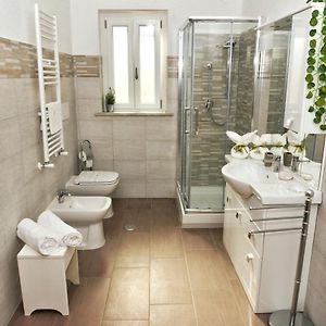 Zimmer mit zwei Einzelbetten